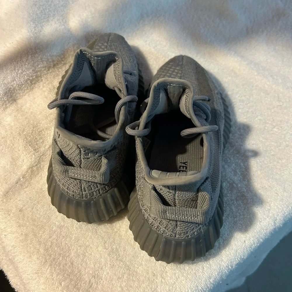 adidas kids yeezy